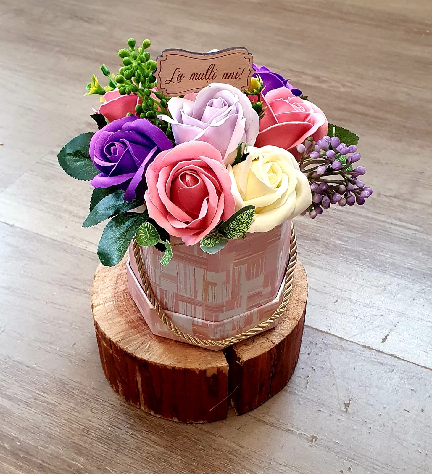 Aranjament flori săpun4